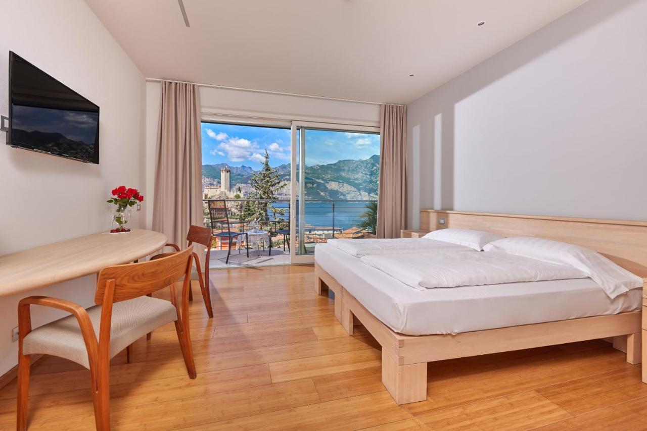 Eco Hotel Ariston Malcesine Buitenkant foto