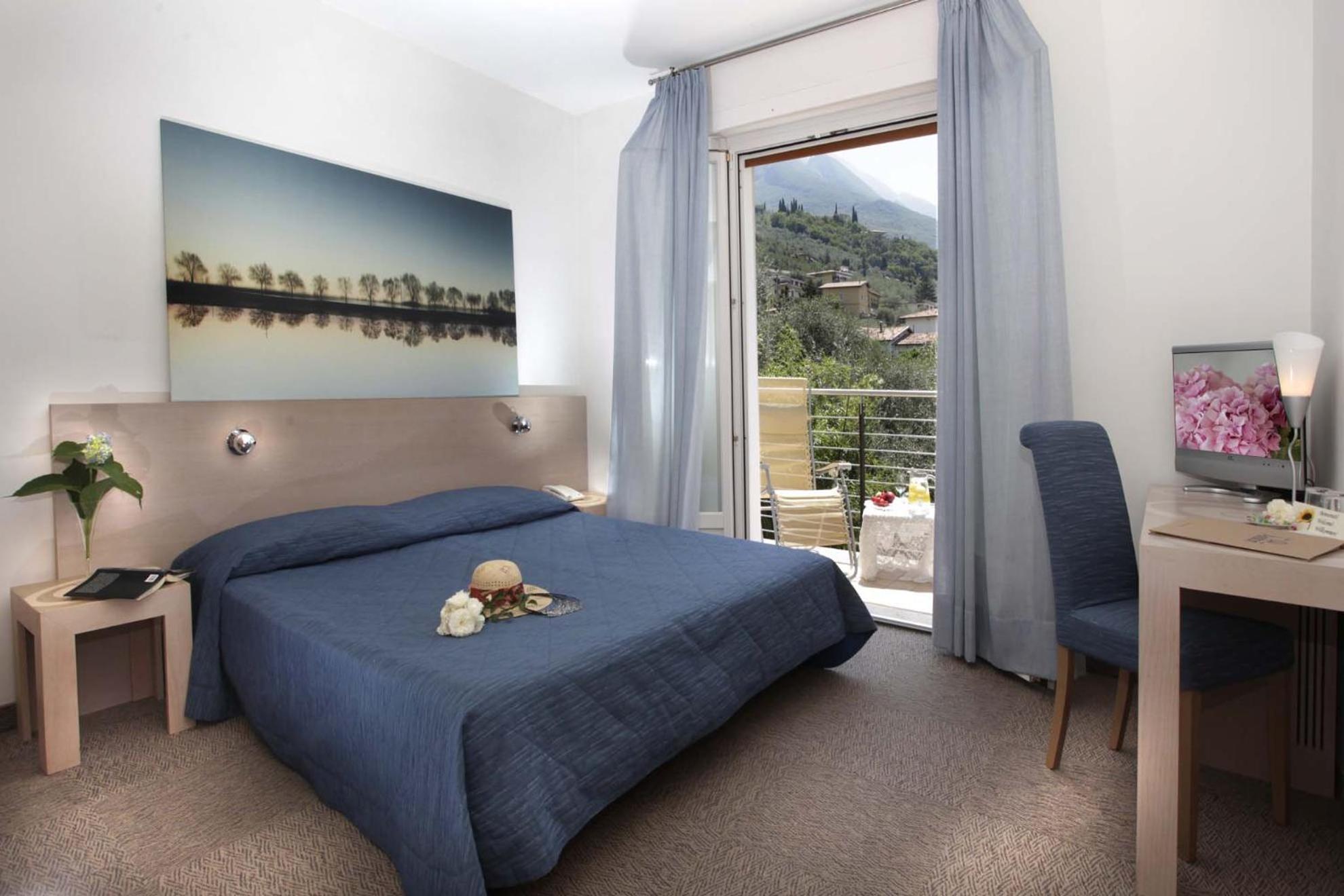 Eco Hotel Ariston Malcesine Buitenkant foto