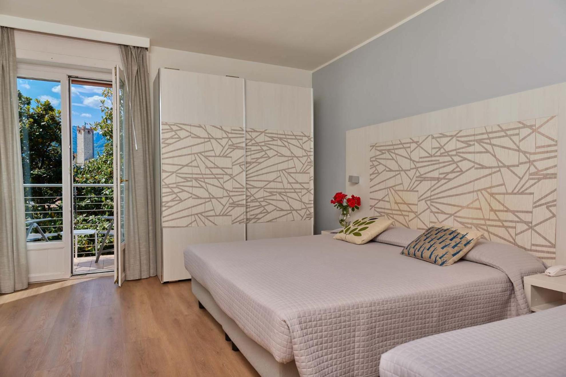 Eco Hotel Ariston Malcesine Buitenkant foto