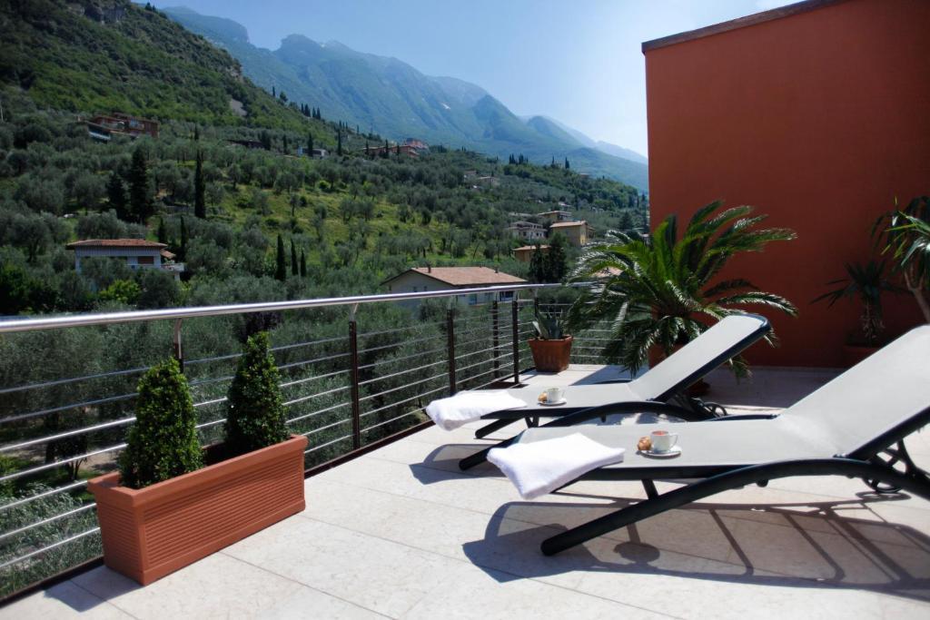 Eco Hotel Ariston Malcesine Buitenkant foto